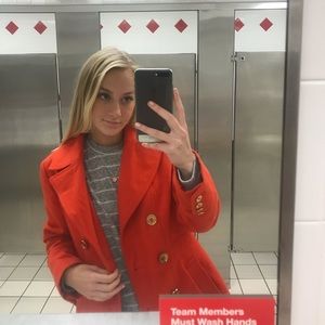 Meet your Posher, Abbi